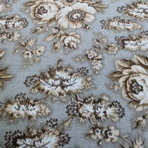Tela Patchwork Dark and Stormy Flores Grandes